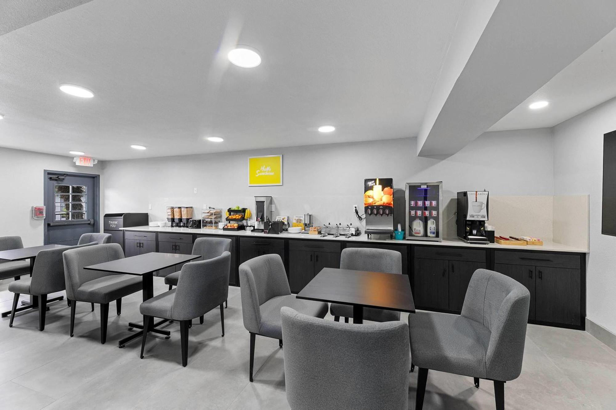 Days Inn By Wyndham San Antonio Near Lackland Afb Экстерьер фото